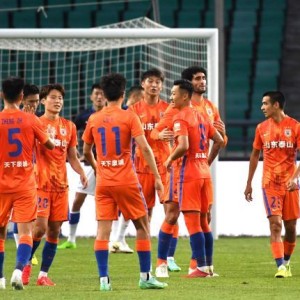 辉达-山东3分领跑广州赛区 成中超首支锁定争冠组球队